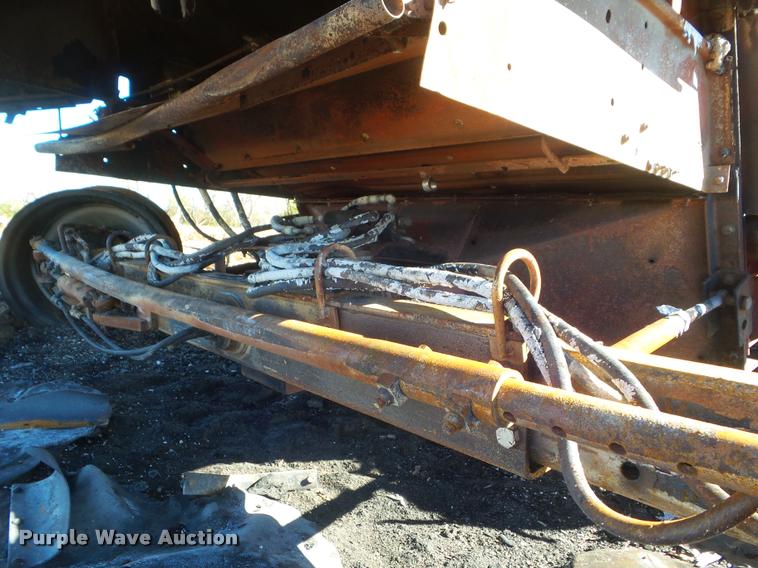 image for item DB3629 2005 Case IH 2388 combine