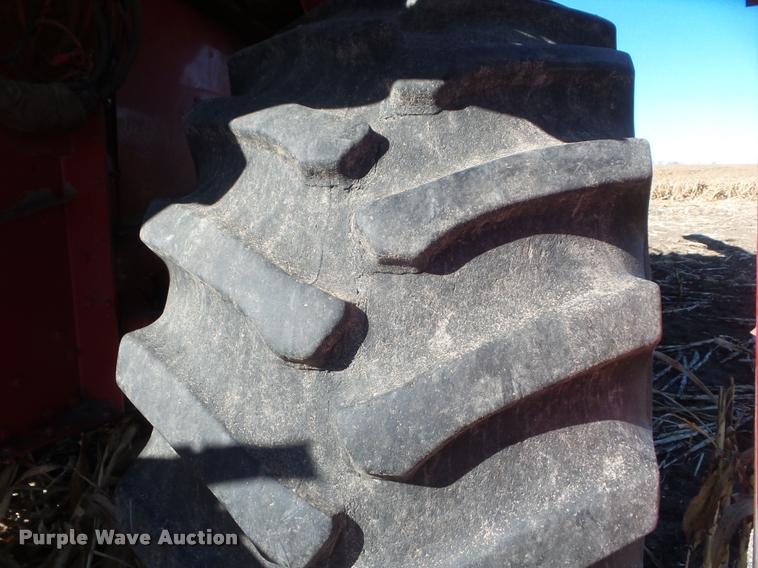 image for item DB3629 2005 Case IH 2388 combine