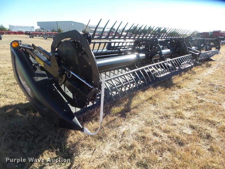 image for item DB3633 2016 MacDon FD75-5 flex head