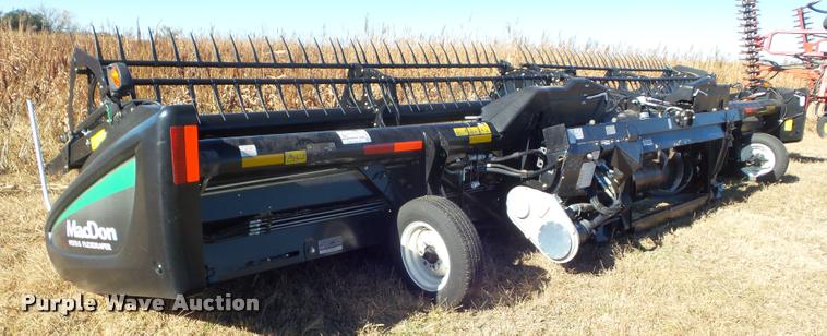 image for item DB3633 2016 MacDon FD75-5 flex head