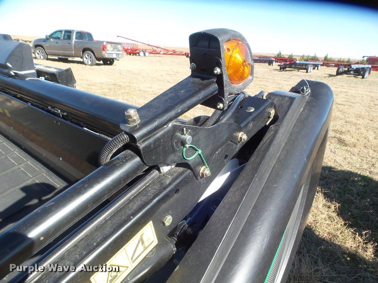 image for item DB3633 2016 MacDon FD75-5 flex head