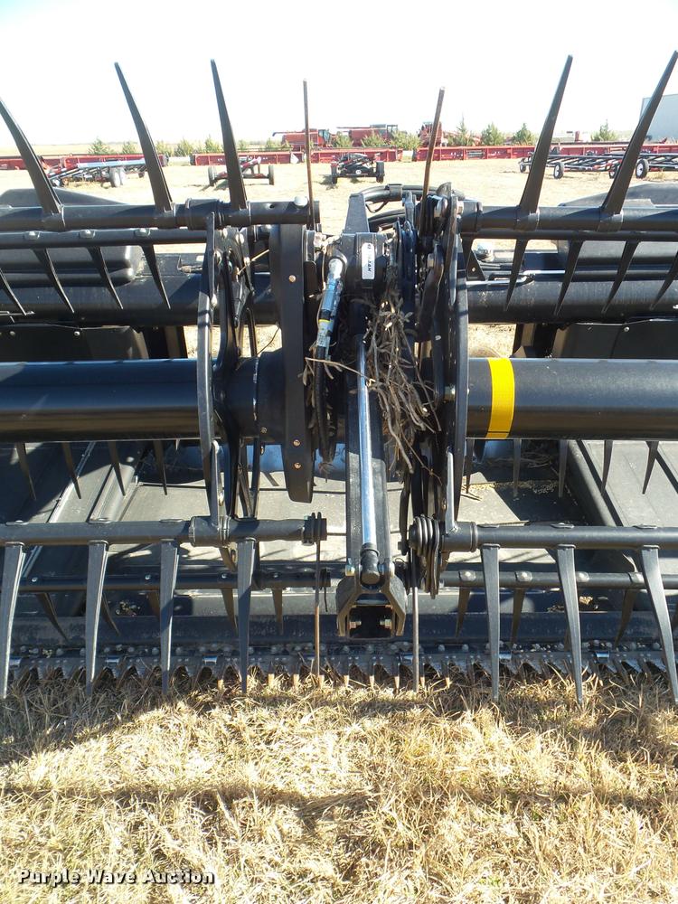 image for item DB3633 2016 MacDon FD75-5 flex head