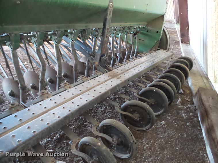 image for item DB5250 John Deere 8200 grain drill