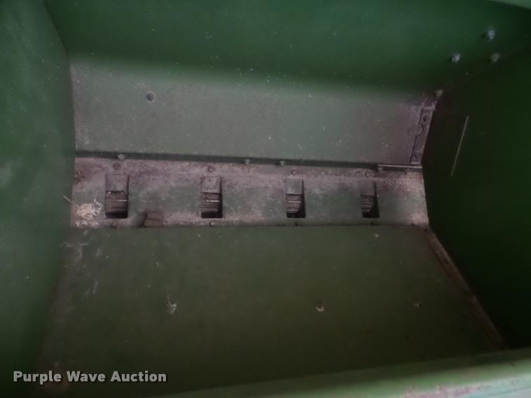 image for item DB5250 John Deere 8200 grain drill
