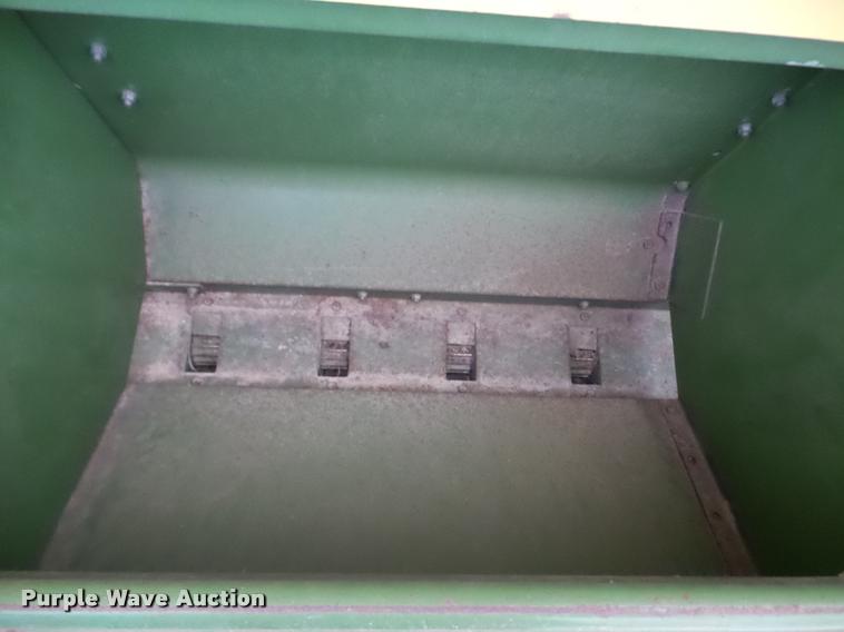 image for item DB5250 John Deere 8200 grain drill