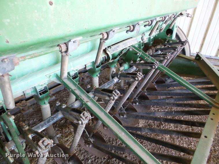 image for item DB5250 John Deere 8200 grain drill