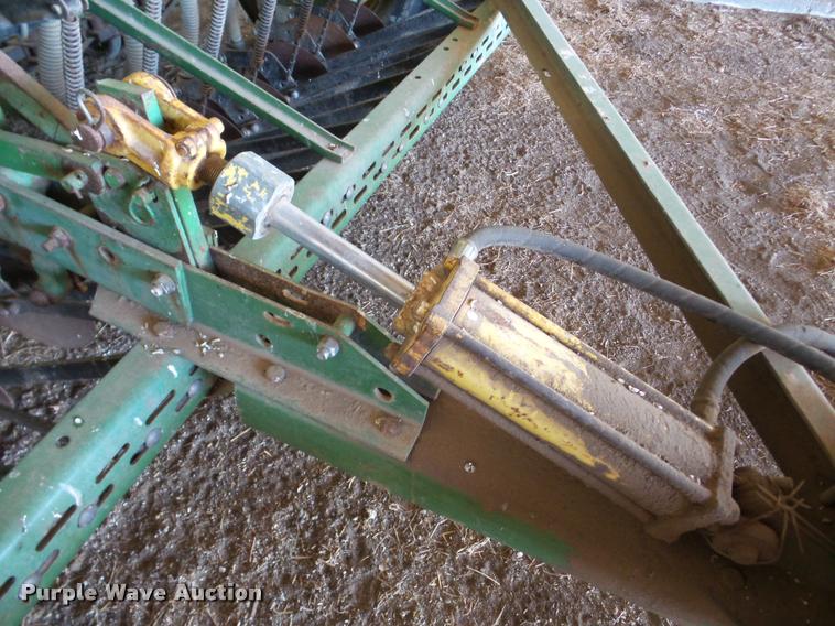 image for item DB5250 John Deere 8200 grain drill