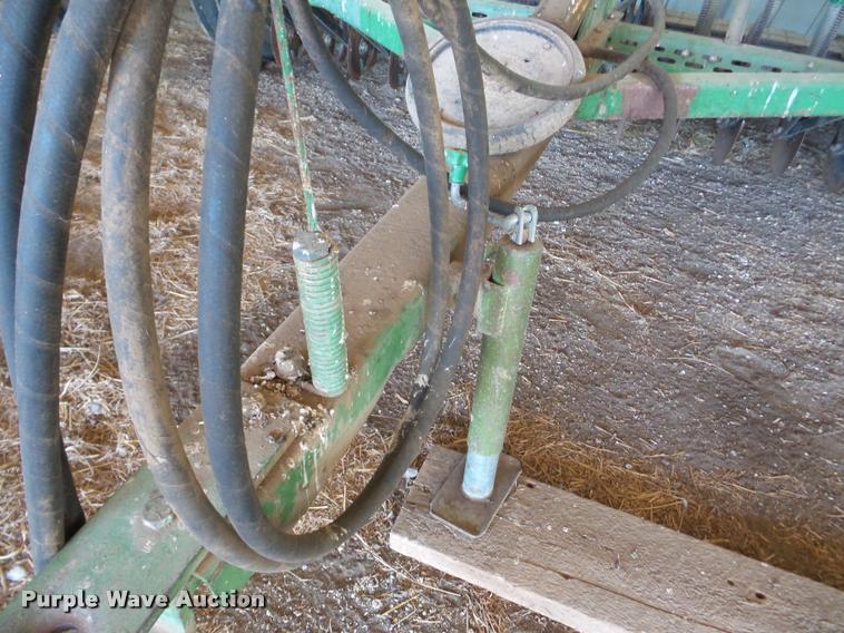 image for item DB5250 John Deere 8200 grain drill