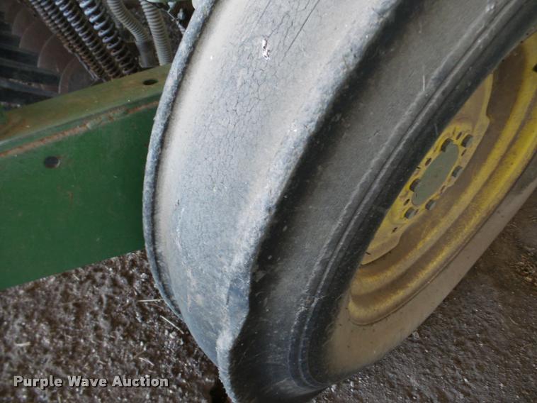 image for item DB5250 John Deere 8200 grain drill