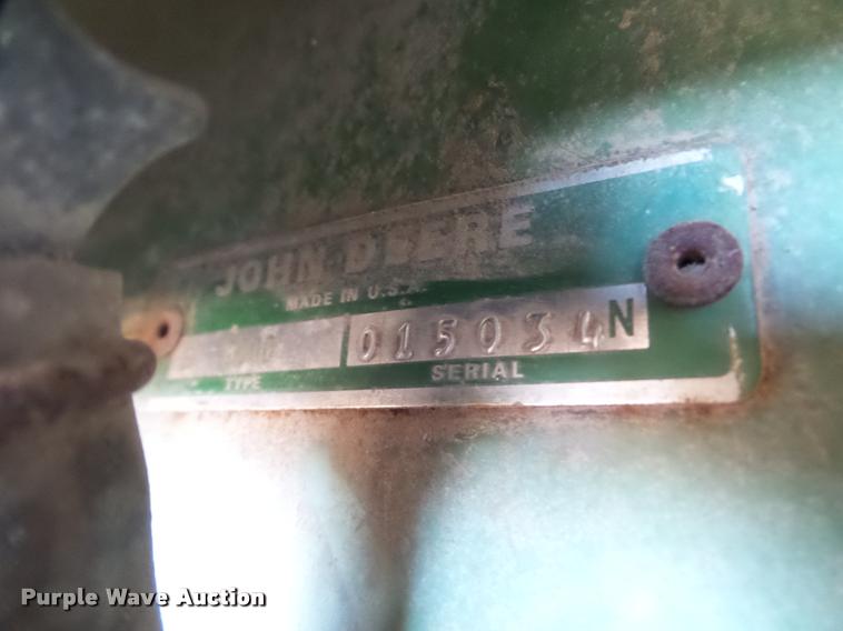 image for item DB5250 John Deere 8200 grain drill