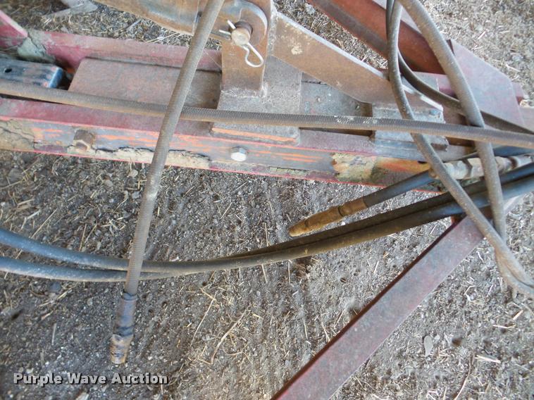 image for item DB5252 International Vibrashank field cultivator