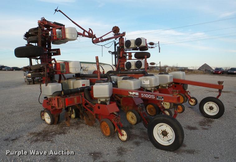 image for item DB5318 White 5100S split row planter