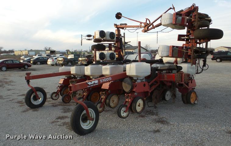 image for item DB5318 White 5100S split row planter