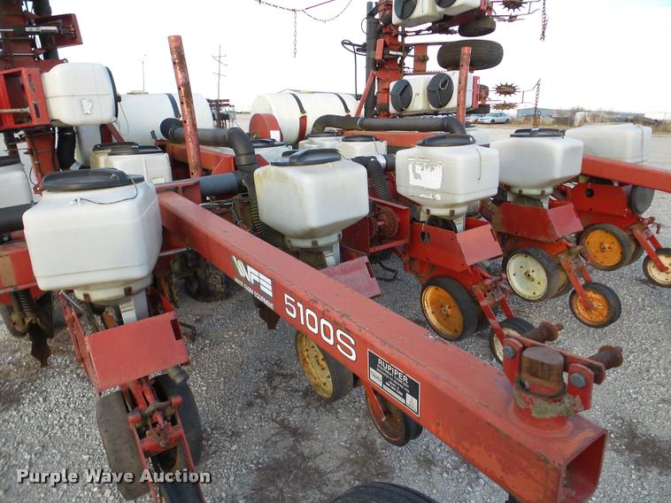 image for item DB5318 White 5100S split row planter