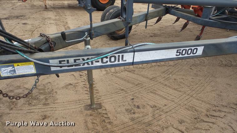 image for item DG9077 1997 Flexi-Coil 5000 air seeder