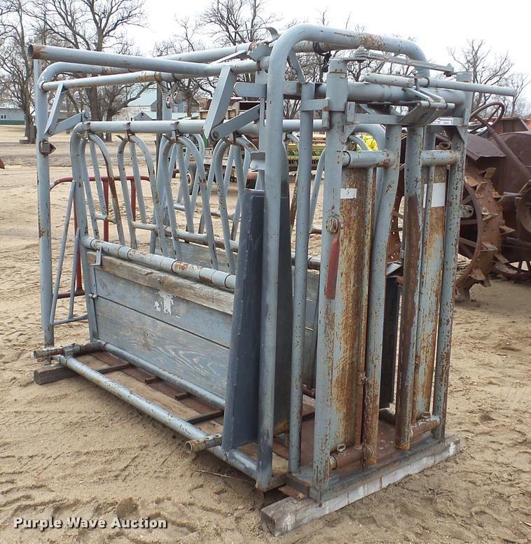 image for item DG9080 Squeeze chute