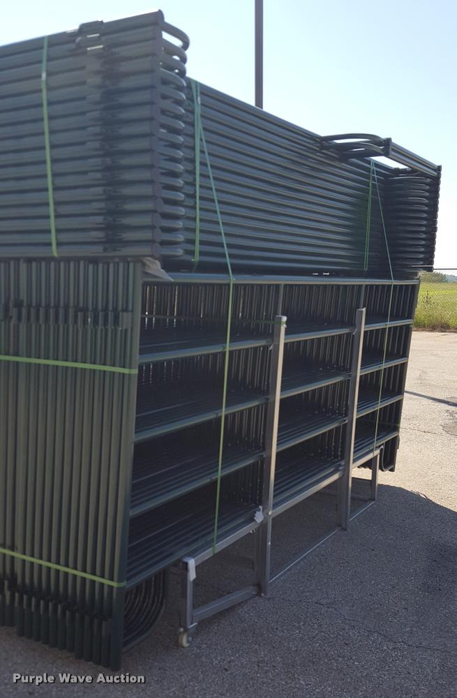 image for item F1589 (46) five bar corral panels