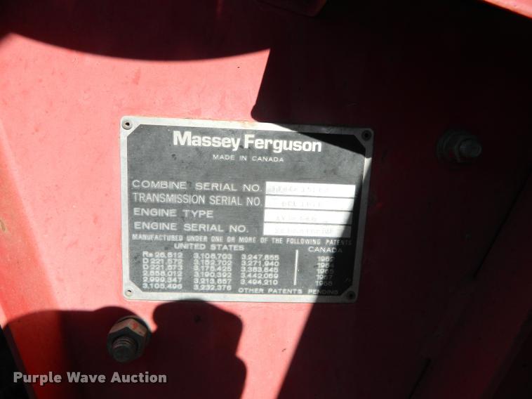 image for item J5028 1985 Massey-Ferguson 860 combine