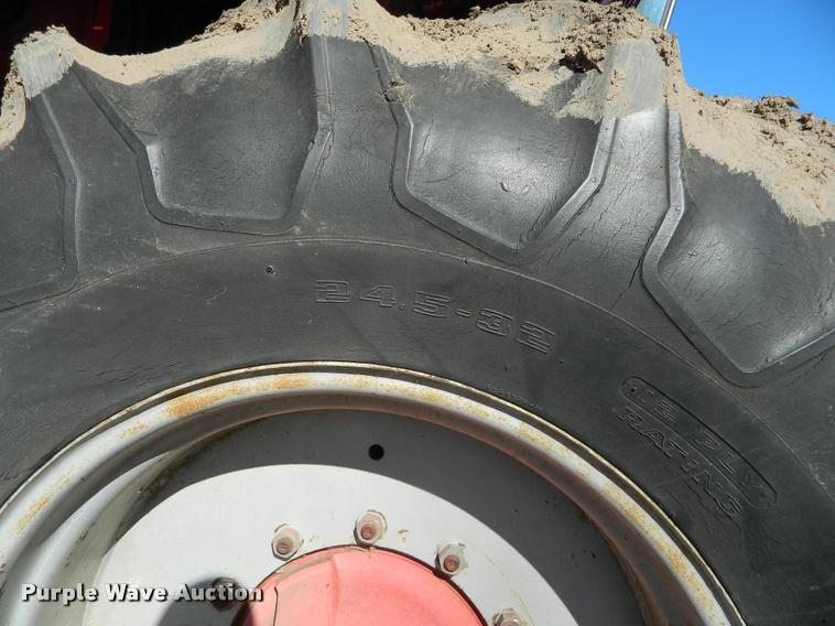 image for item J5028 1985 Massey-Ferguson 860 combine