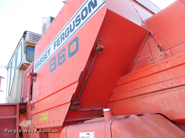 image for item J5028 1985 Massey-Ferguson 860 combine