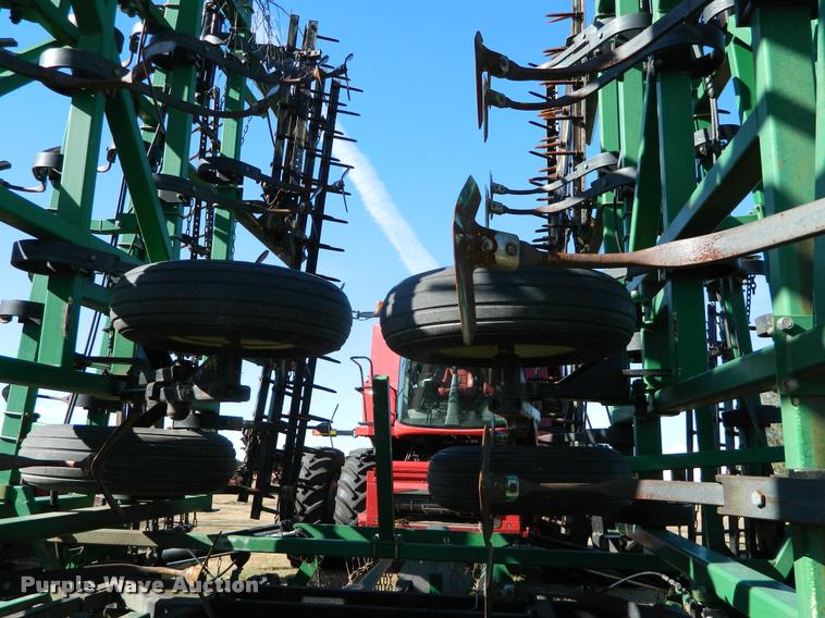 image for item J5029 2006 Great Plains 7560 field cultivator