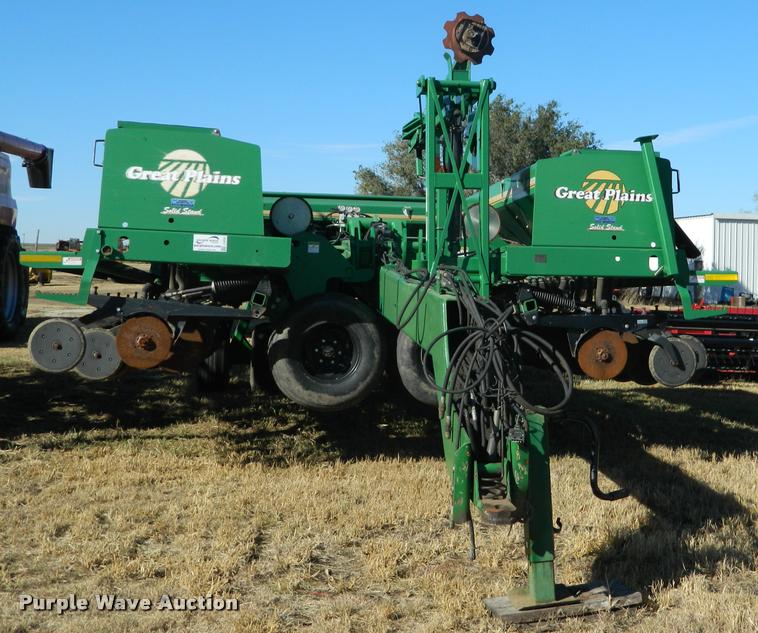 image for item J5030 2004 Great Plains 4000 3S grain drill