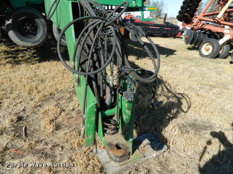 image for item J5030 2004 Great Plains 4000 3S grain drill