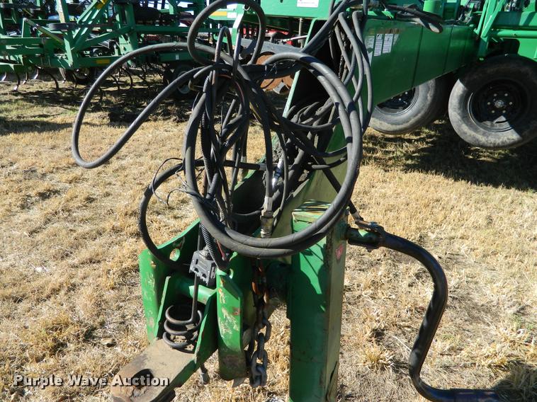image for item J5030 2004 Great Plains 4000 3S grain drill