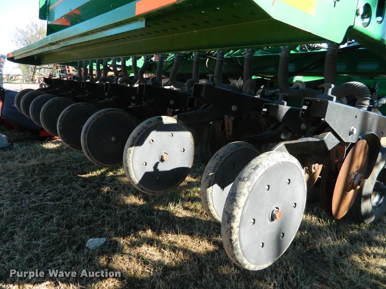 image for item J5030 2004 Great Plains 4000 3S grain drill