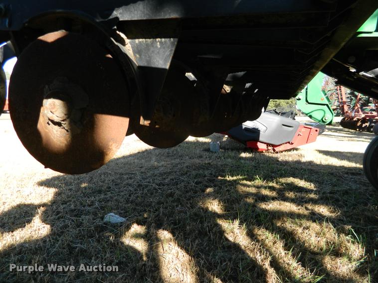 image for item J5030 2004 Great Plains 4000 3S grain drill