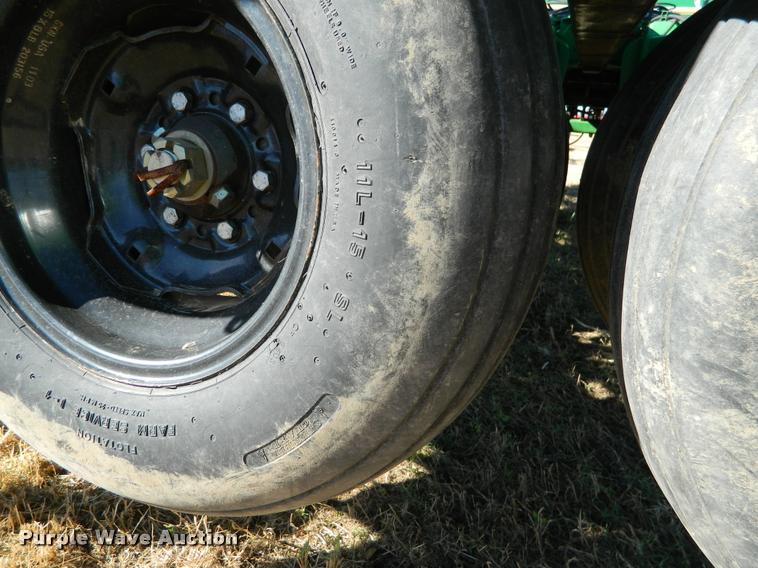 image for item J5030 2004 Great Plains 4000 3S grain drill