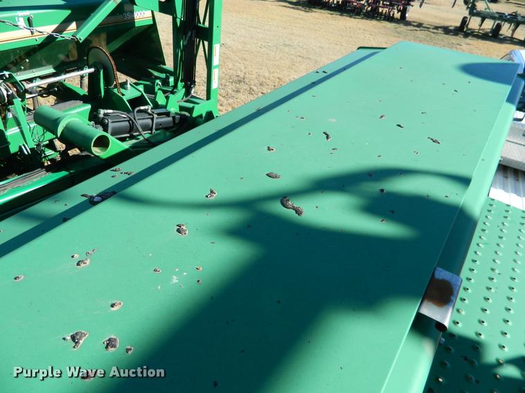 image for item J5030 2004 Great Plains 4000 3S grain drill