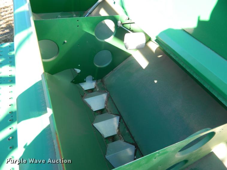 image for item J5030 2004 Great Plains 4000 3S grain drill