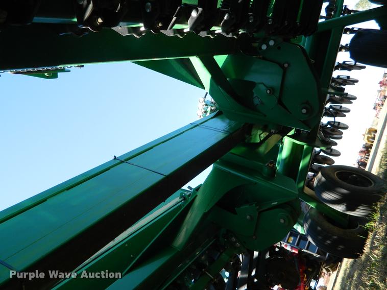 image for item J5030 2004 Great Plains 4000 3S grain drill