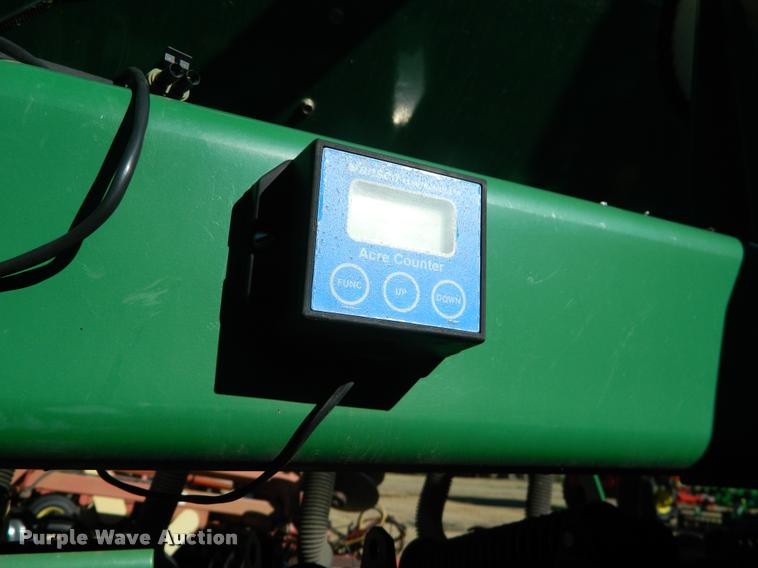 image for item J5030 2004 Great Plains 4000 3S grain drill