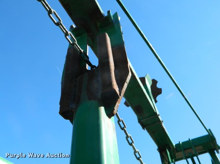 image for item J5030 2004 Great Plains 4000 3S grain drill