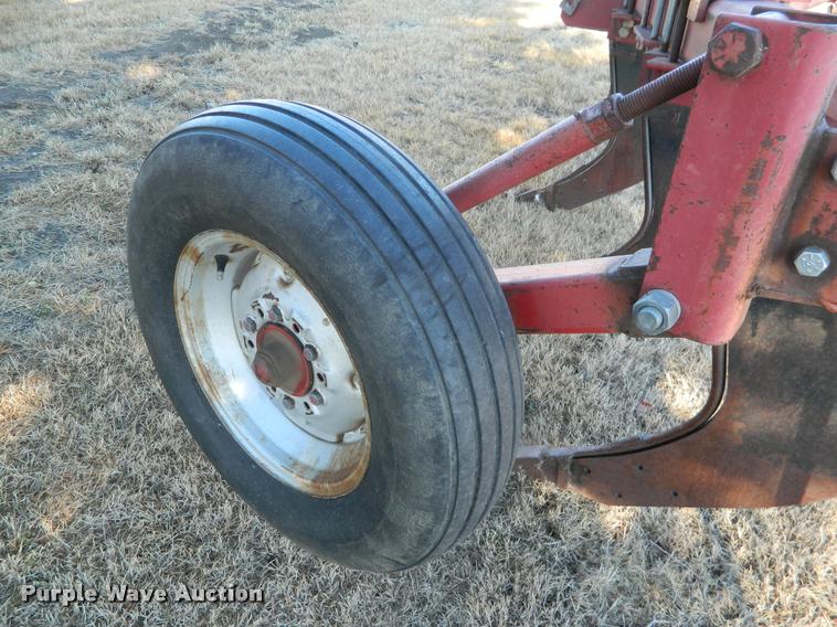 image for item J5032 J I Case 10 Sub Soiler ripper