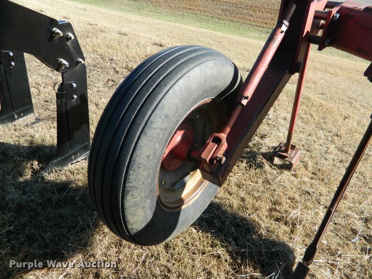 image for item J5032 J I Case 10 Sub Soiler ripper