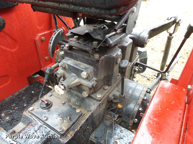 image for item K1084 2009 Jinma 454 MFWD tractor