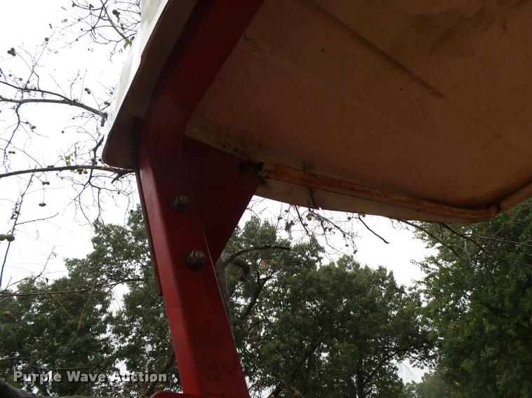 image for item K1084 2009 Jinma 454 MFWD tractor