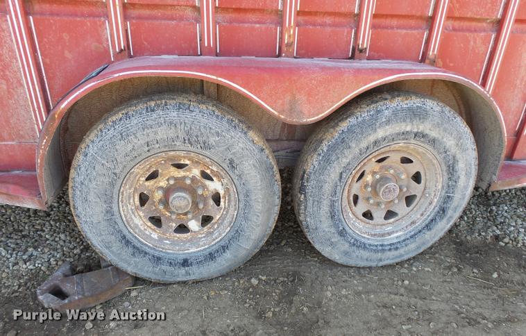 image for item K5164 1989 Travalong livestock trailer
