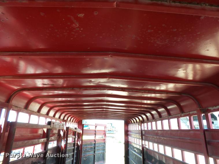 image for item K5164 1989 Travalong livestock trailer