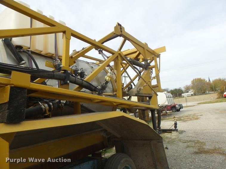 image for item K5541 2006 Ag-Chem 1800 sprayer bed