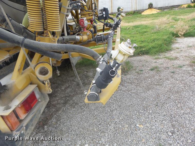 image for item K5541 2006 Ag-Chem 1800 sprayer bed