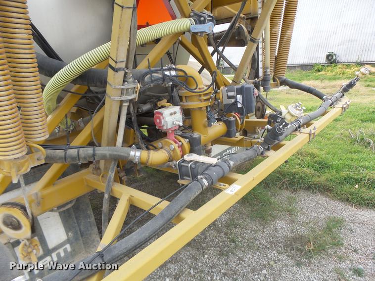 image for item K5541 2006 Ag-Chem 1800 sprayer bed
