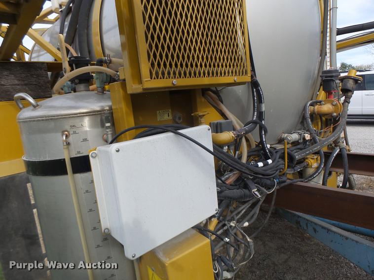 image for item K5541 2006 Ag-Chem 1800 sprayer bed