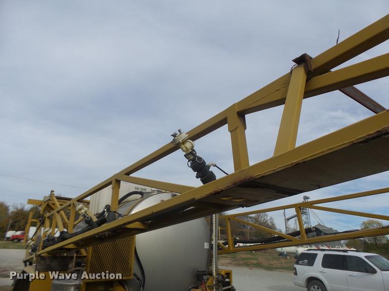 image for item K5541 2006 Ag-Chem 1800 sprayer bed