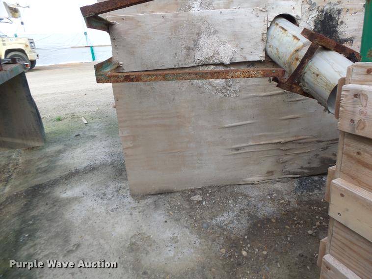 image for item K5543 Doyle hopper