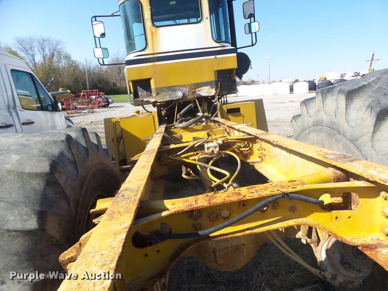 image for item K5568 Ag-Chem TerraGator 1664 self-propelled applicator