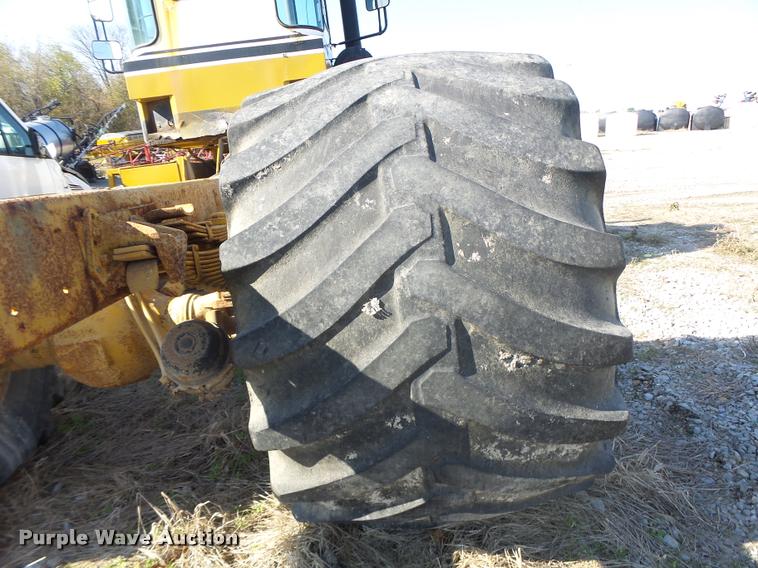 image for item K5568 Ag-Chem TerraGator 1664 self-propelled applicator